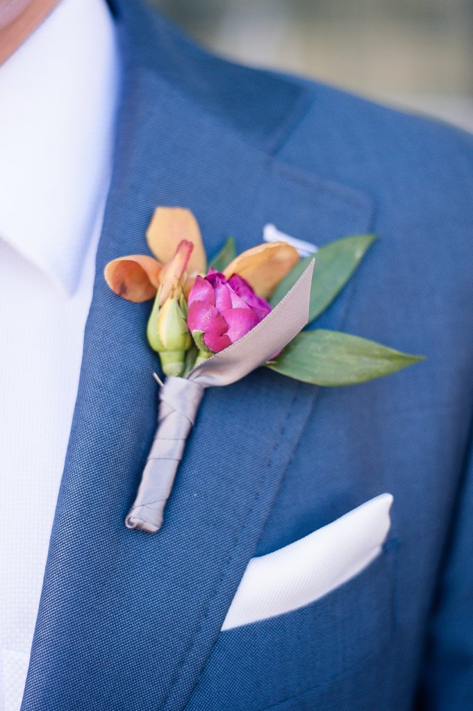 Union Station Tacoma Wedding || Photo: Genesa Richards Photography ||Boutonniere: Jen's Blossoms