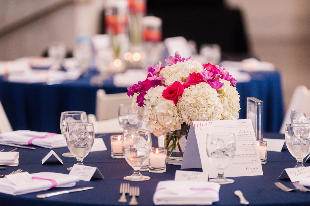 Union Station Wedding || Photo: Genesa Richards Photography ||Pink Table