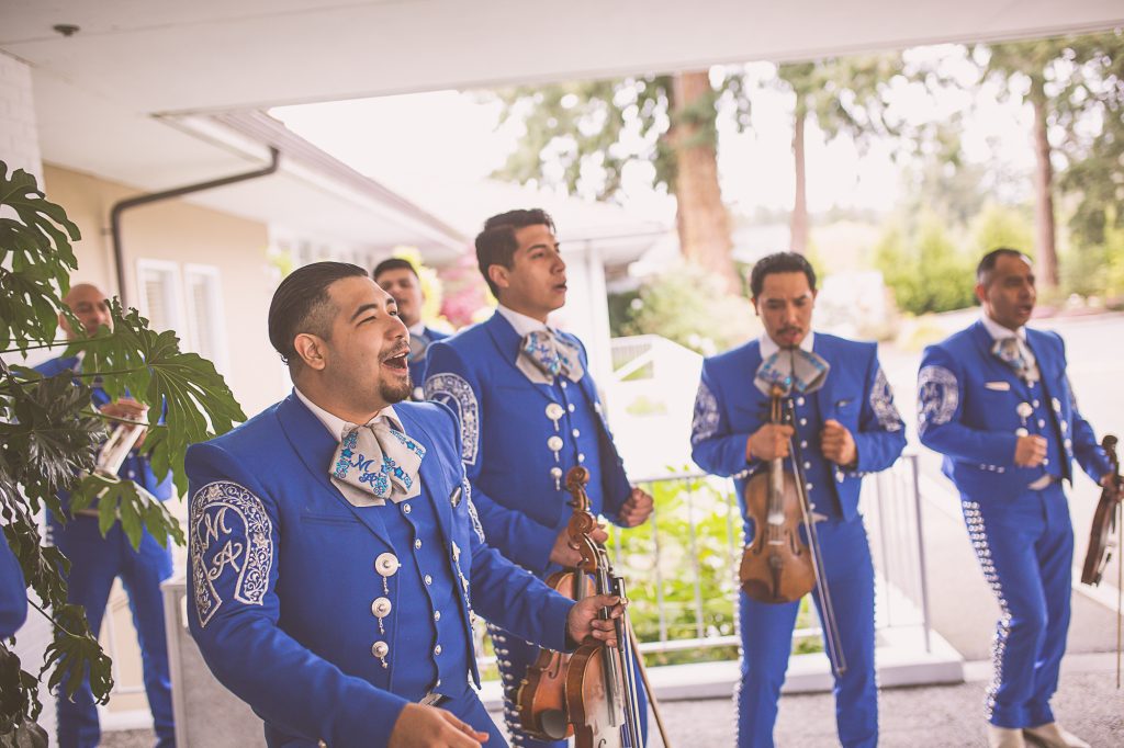 Mariachi Band greets guests arriving at Tacoma Golf & Country Club